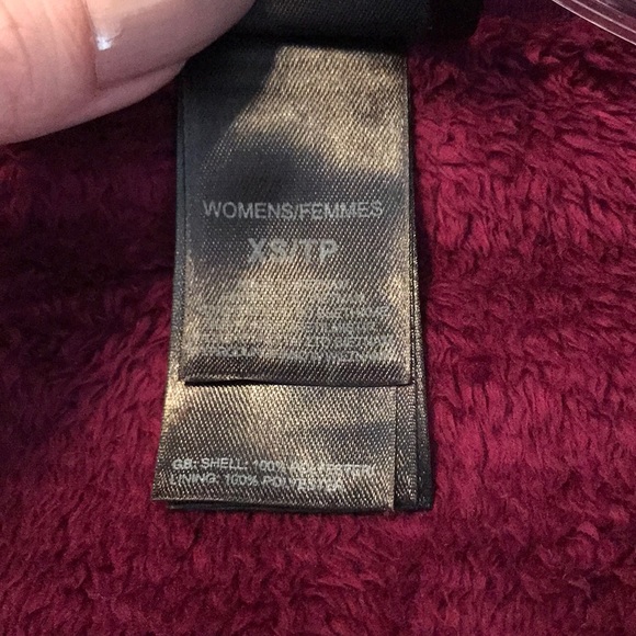 The North Face osito jacket EUC - Picture 4 of 4